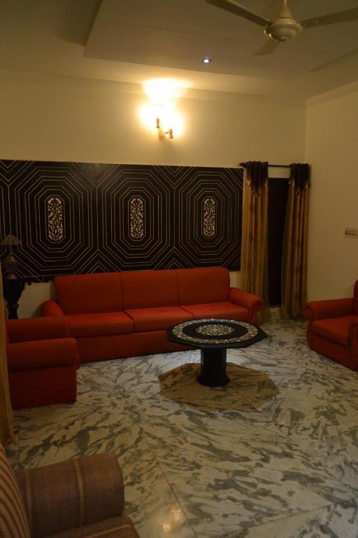 Sai Home Stay Bed & Breakfast- Near Tajmahal Agra  Dış mekan fotoğraf