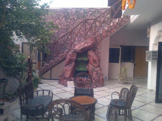 Sai Home Stay Bed & Breakfast- Near Tajmahal Agra  Dış mekan fotoğraf