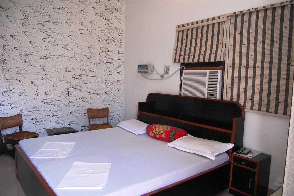 Sai Home Stay Bed & Breakfast- Near Tajmahal Agra  Oda fotoğraf