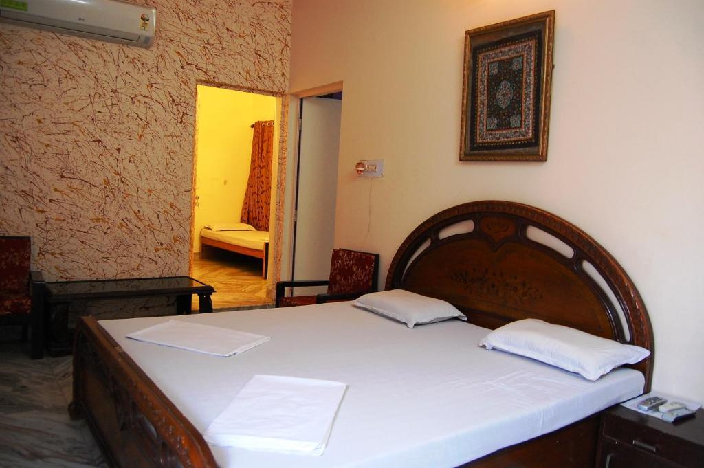 Sai Home Stay Bed & Breakfast- Near Tajmahal Agra  Oda fotoğraf