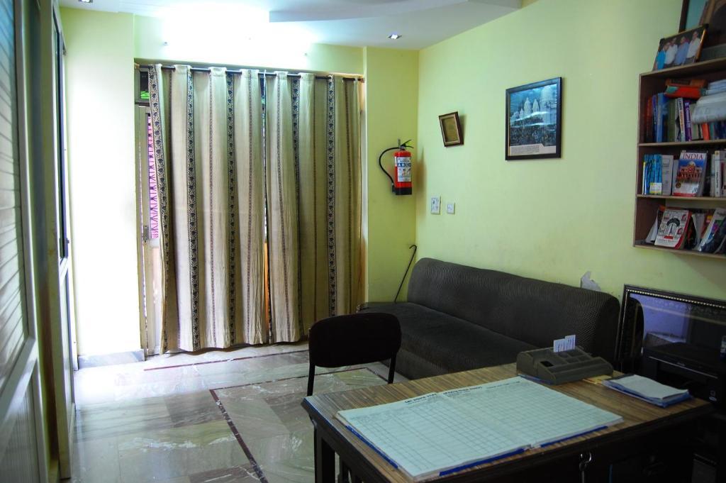 Sai Home Stay Bed & Breakfast- Near Tajmahal Agra  Dış mekan fotoğraf